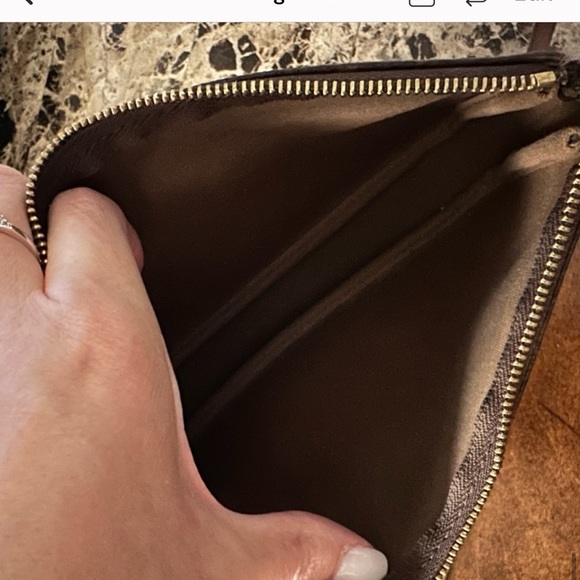 Authentic LV pochette - Picture 11 of 12